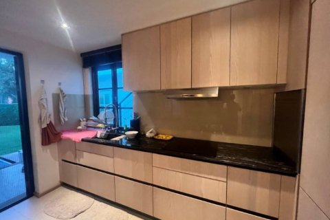 Chalet de 4 dormitorios en Hua Hin, Tailandia № 119019 - foto 10