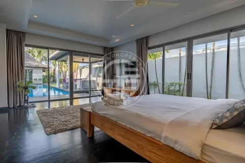 Chalet de 4 dormitorios en Layan Beach, Tailandia № 190736 - foto 22