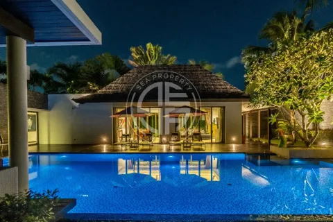 Chalet de 4 dormitorios en Layan Beach, Tailandia № 190736 - foto 2