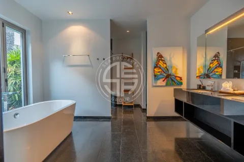 Chalet de 4 dormitorios en Layan Beach, Tailandia № 190736 - foto 15