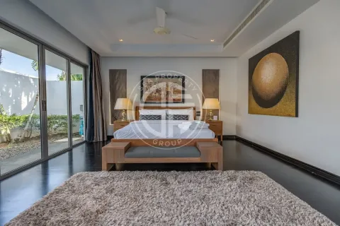 Chalet de 4 dormitorios en Layan Beach, Tailandia № 190736 - foto 16