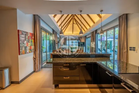 Chalet de 4 dormitorios en Layan Beach, Tailandia № 190736 - foto 19
