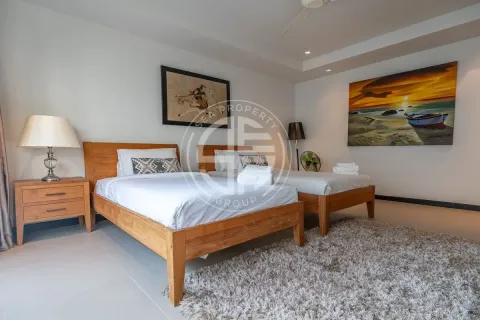 Chalet de 4 dormitorios en Layan Beach, Tailandia № 190736 - foto 20