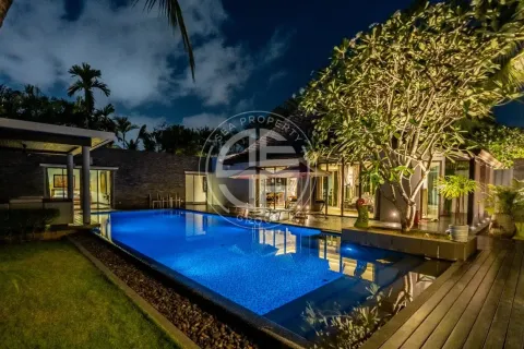 Chalet de 4 dormitorios en Layan Beach, Tailandia № 190736 - foto 4