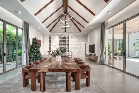 Chalet de 4 dormitorios en Layan Beach, Tailandia № 190738 - foto 3