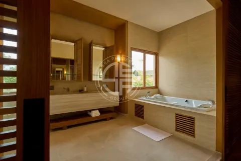 Chalet de 4 dormitorios en Phuket, Tailandia № 190734 - foto 12