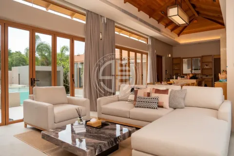 Chalet de 4 dormitorios en Phuket, Tailandia № 190734 - foto 3