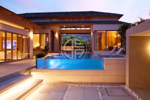 Chalet de 4 dormitorios en Phuket, Tailandia № 190734 - foto 17