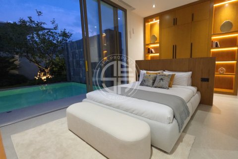 Chalet de 4 dormitorios en Phuket, Tailandia № 190733 - foto 8