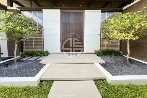 Chalet de 3 dormitorios en Phuket, Tailandia № 190737 - foto 2