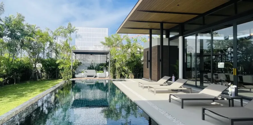 Chalet de 3 dormitorios en Phuket, Tailandia № 190737
