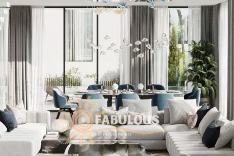 Chalet de 4 dormitorios en Kathu, Tailandia № 179307 - foto 4