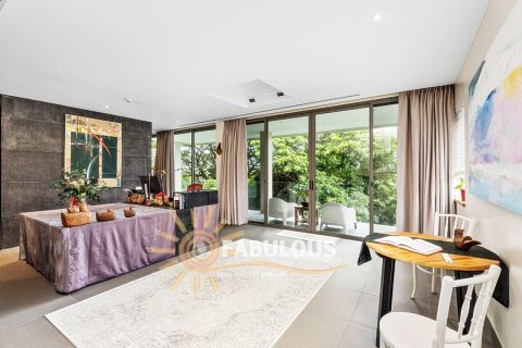 Villa in Bang Tao, Thailand 5 bedrooms № 179304 - photo 8