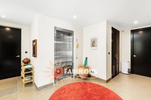 Villa in Bang Tao, Thailand 5 bedrooms № 179304 - photo 14