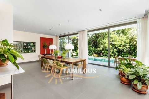 Villa in Bang Tao, Thailand 5 bedrooms № 179304 - photo 3