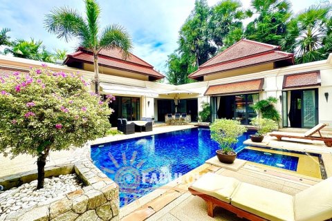 Chalet de 5 dormitorios en Bang Tao, Tailandia № 179301