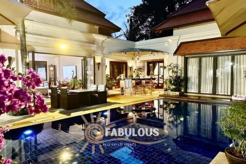 Chalet de 5 dormitorios en Bang Tao, Tailandia № 179301 - foto 11