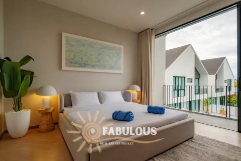 Villa in Bang Tao, Thailand 4 bedrooms № 179302 - photo 11