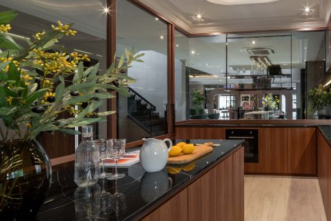 Chalet de 5 dormitorios en Bangkok, Tailandia № 165441 - foto 11