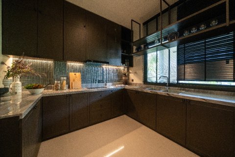 Chalet de 4 dormitorios en Bangkok, Tailandia № 165445 - foto 12