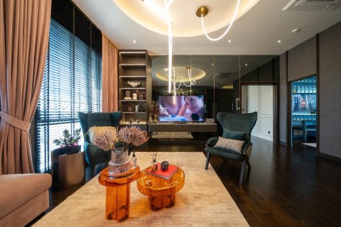 Chalet de 4 dormitorios en Bangkok, Tailandia № 165445 - foto 16