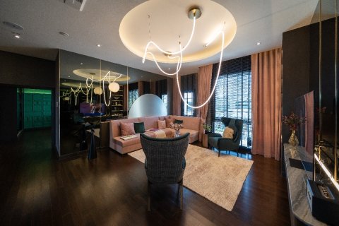 Chalet de 4 dormitorios en Bangkok, Tailandia № 165445 - foto 13