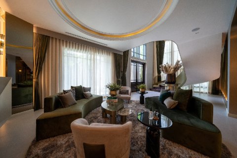 Chalet de 4 dormitorios en Bangkok, Tailandia № 165444 - foto 7