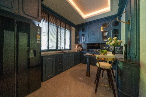 Chalet de 5 dormitorios en Bangkok, Tailandia № 165443 - foto 6