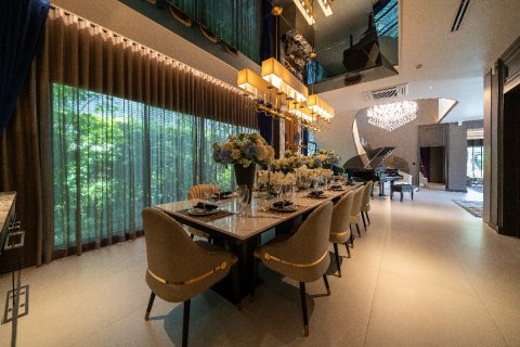 Chalet de 5 dormitorios en Bangkok, Tailandia № 165443 - foto 7