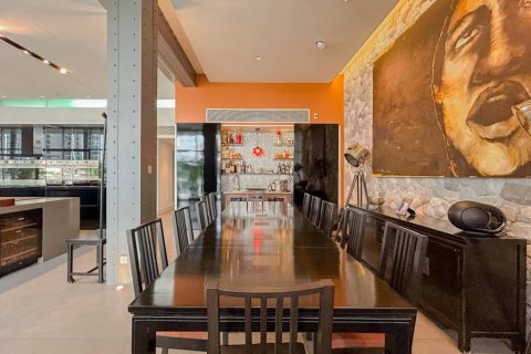 Condominio de 4 dormitorios en Khlong Toei, Bangkok, Tailandia № 172974 - foto 8