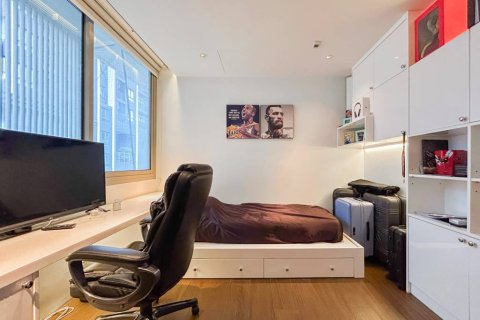 Condominio de 4 dormitorios en Khlong Toei, Bangkok, Tailandia № 172974 - foto 10