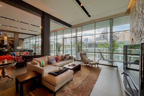 Condo in Khlong Toei, Bangkok, Thailand, 4 bedrooms № 172974