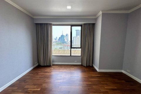 Condominio de 1 dormitorio en Khlong San, Bangkok, Tailandia № 172969 - foto 5