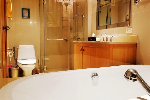 Condominio de 2 dormitorios en Sathon, Bangkok, Tailandia № 134408 - foto 10