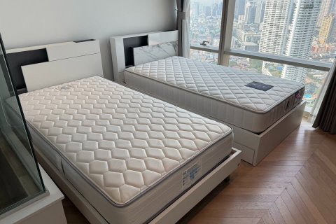 คอนโดมิเนียมในสาทร, กรุงเทพฯ, ประเทศไทย, 3 ห้องนอน № 134406 - รูปถ่าย 6