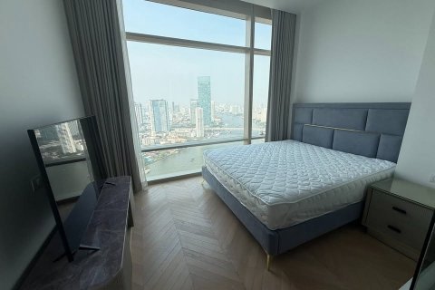 คอนโดมิเนียมในสาทร, กรุงเทพฯ, ประเทศไทย, 3 ห้องนอน № 134406 - รูปถ่าย 3