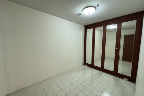Condominio de 3 dormitorios en Khlong Toei, Bangkok, Tailandia № 134404 - foto 14