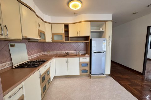 Condominio de 3 dormitorios en Khlong Toei, Bangkok, Tailandia № 134404 - foto 18