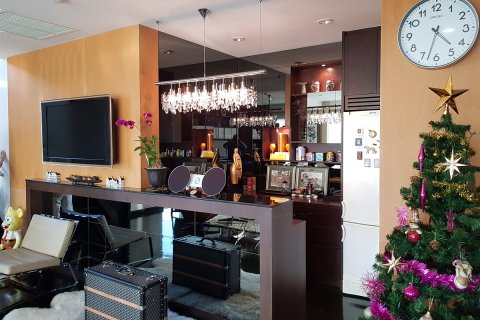 Condominio de 4 dormitorios en Watthana, Bangkok, Tailandia № 200514 - foto 5