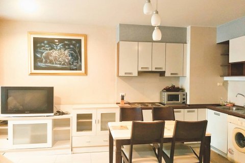 Condominio de 2 dormitorios en Watthana, Bangkok, Tailandia № 200518 - foto 8