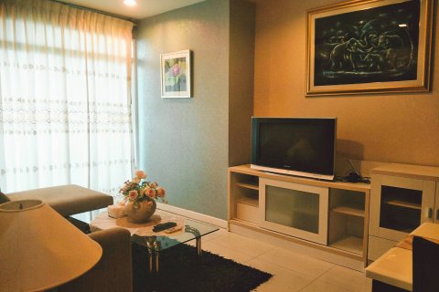 Condominio de 2 dormitorios en Watthana, Bangkok, Tailandia № 200518 - foto 10