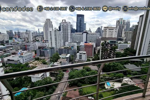 Condo in Watthana, Bangkok, Thailand, 3 bedrooms № 200517 - photo 6