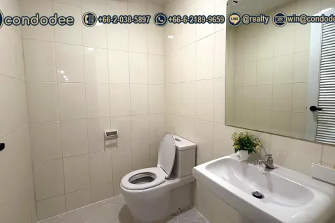 Condo in Watthana, Bangkok, Thailand, 3 bedrooms № 200517 - photo 13
