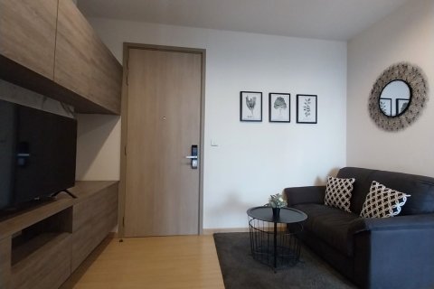 Estudio en el condominio en Phra Khanong, Bangkok, Tailandia № 152664 - foto 14