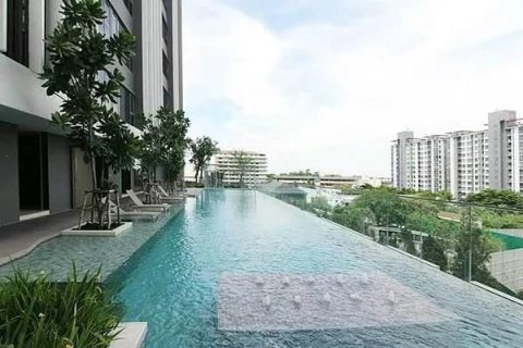 Estudio en el condominio en Phra Khanong, Bangkok, Tailandia № 152664 - foto 10