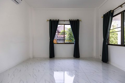 Estudio en Pattaya, Tailandia № 150496 - foto 18
