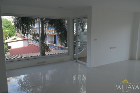 Condominio de 1 dormitorio en Jomtien Beach, Pattaya, Tailandia № 204255 - foto 2