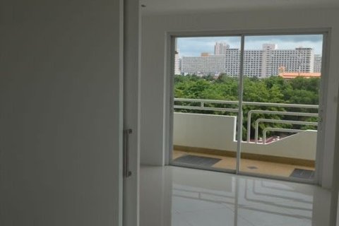 Condominio de 1 dormitorio en Jomtien Beach, Pattaya, Tailandia № 204256 - foto 3