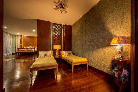 Haus in Chiang Mai, Thailand 7 Schlafzimmer № 162527