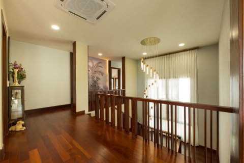 Haus in Chiang Mai, Thailand 7 Schlafzimmer № 162526 - Foto 9